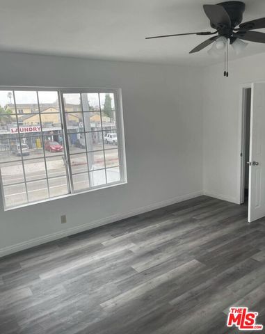 3201 W Florence Avenue, Los Angeles, CA 90043