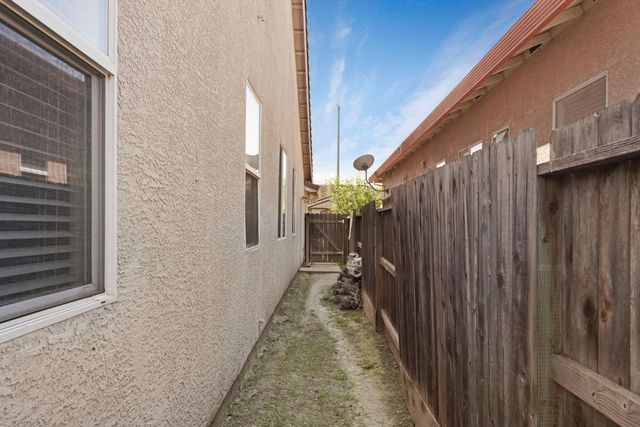 3133 Penelope Dr, Stockton, CA 95212