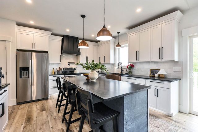 196 Lord Brook Road, Rindge, NH 03461