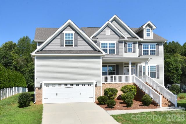 2179 Spring Wind Road, Pfafftown, NC 27040