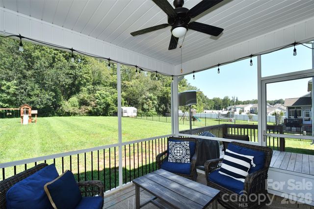 2179 Spring Wind Road, Pfafftown, NC 27040