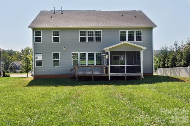 2179 Spring Wind Road, Pfafftown, NC 27040