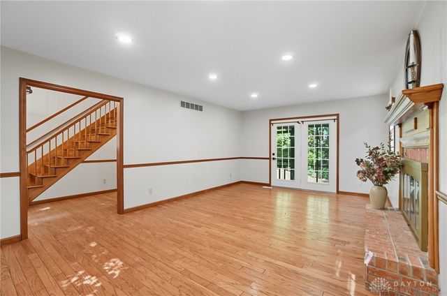 570 Aberfelda Drive, Springfield, OH 45504