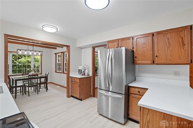 570 Aberfelda Drive, Springfield, OH 45504