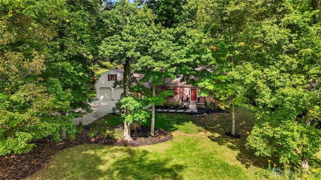570 Aberfelda Drive, Springfield, OH 45504