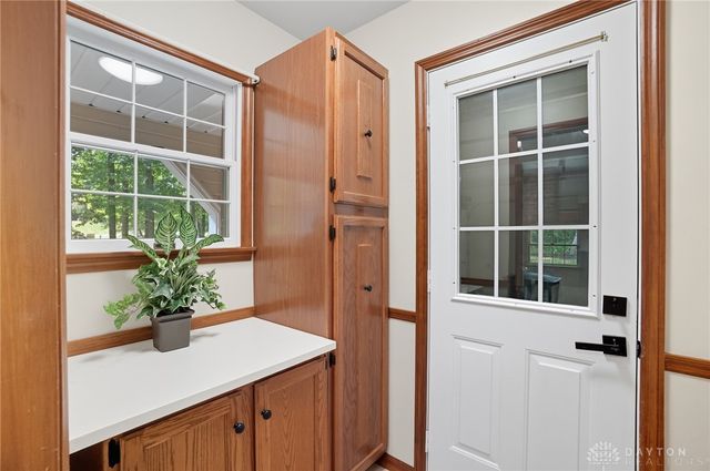 570 Aberfelda Drive, Springfield, OH 45504