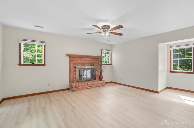 570 Aberfelda Drive, Springfield, OH 45504