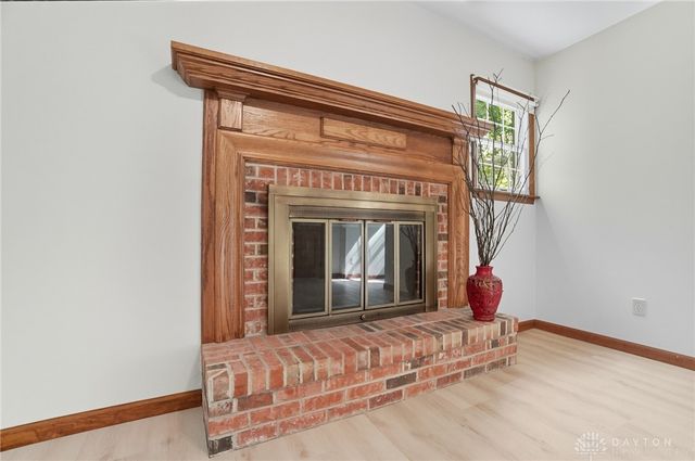 570 Aberfelda Drive, Springfield, OH 45504