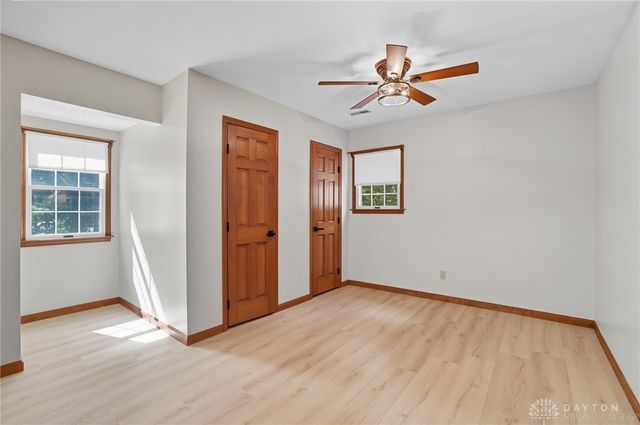 570 Aberfelda Drive, Springfield, OH 45504