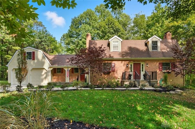 570 Aberfelda Drive, Springfield, OH 45504