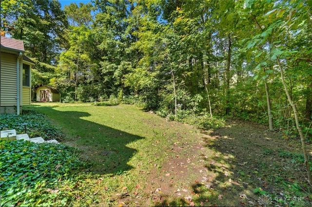 570 Aberfelda Drive, Springfield, OH 45504