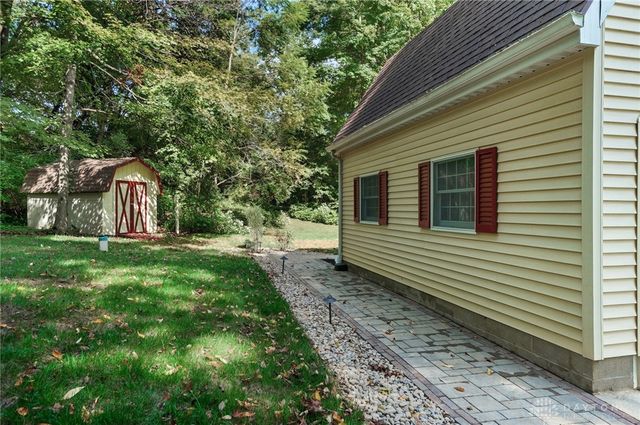 570 Aberfelda Drive, Springfield, OH 45504