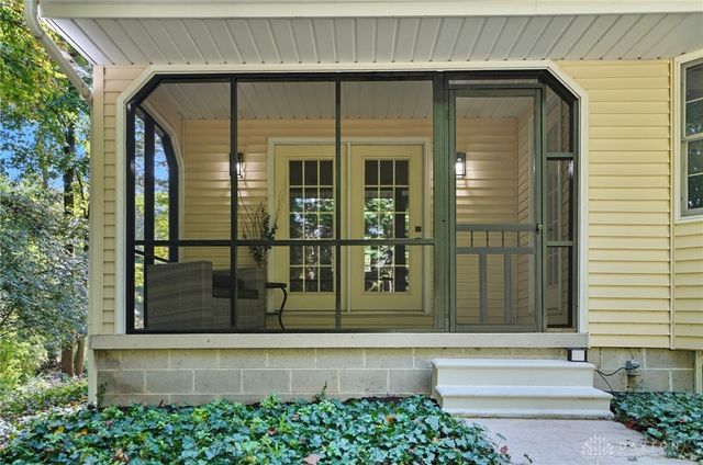 570 Aberfelda Drive, Springfield, OH 45504