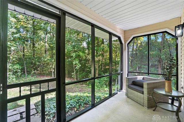 570 Aberfelda Drive, Springfield, OH 45504