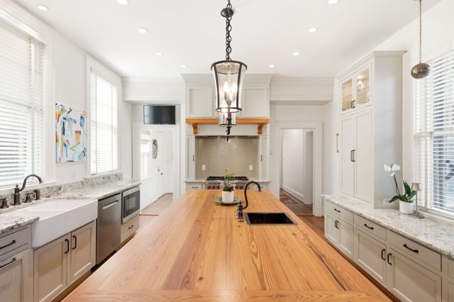 106 S Battery Street, Charleston, SC 29401