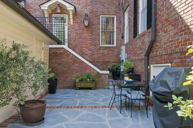 106 S Battery Street, Charleston, SC 29401
