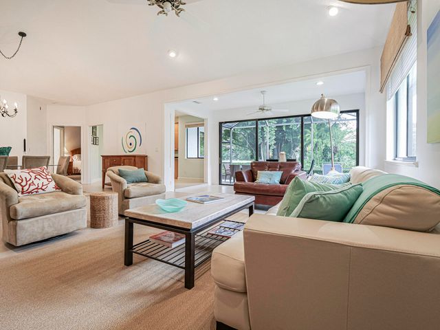 3390 SE Putnam Court, Stuart, FL 34997