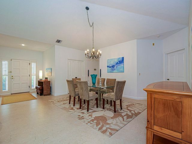 3390 SE Putnam Court, Stuart, FL 34997
