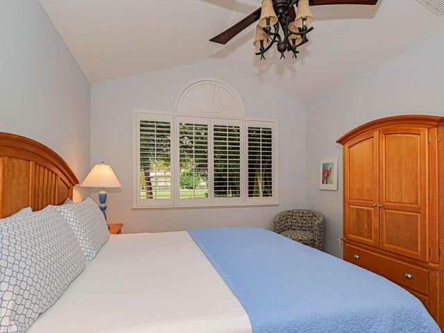 3390 SE Putnam Court, Stuart, FL 34997