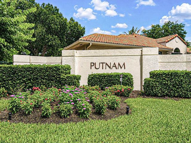 3390 SE Putnam Court, Stuart, FL 34997