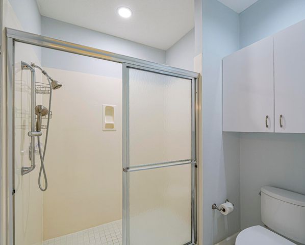 3390 SE Putnam Court, Stuart, FL 34997