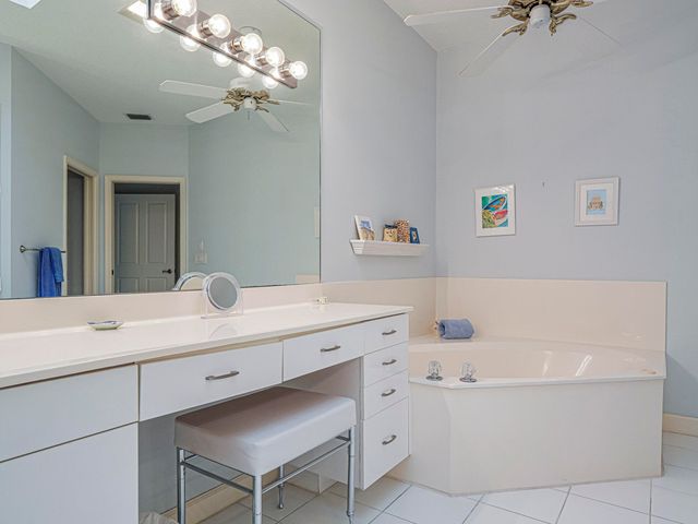 3390 SE Putnam Court, Stuart, FL 34997