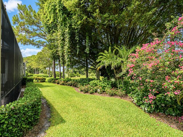 3390 SE Putnam Court, Stuart, FL 34997
