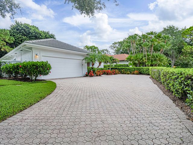 3390 SE Putnam Court, Stuart, FL 34997