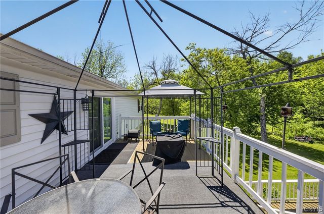 20 Rose Lane, Volney, NY 13069