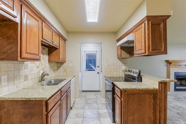 5301 Carpenter Drive, Arlington, TX 76017