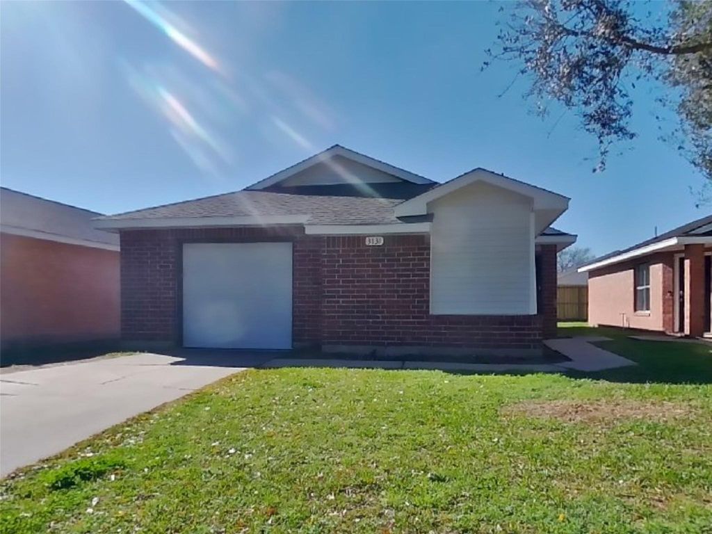 3131 Kelling Street, Houston, TX 77045