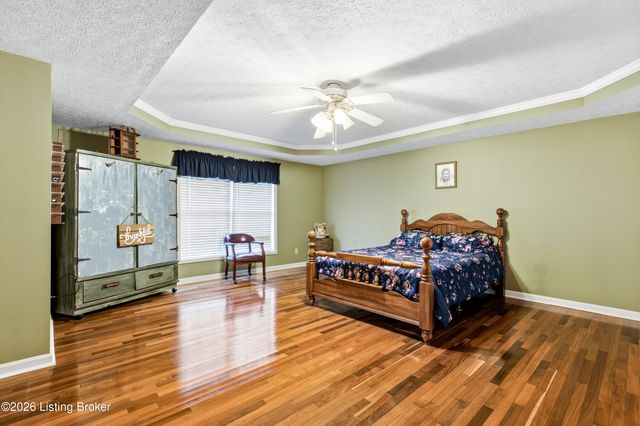 1050 Bells Ml Rd, Shepherdsville, KY 40165
