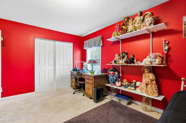 1050 Bells Ml Rd, Shepherdsville, KY 40165