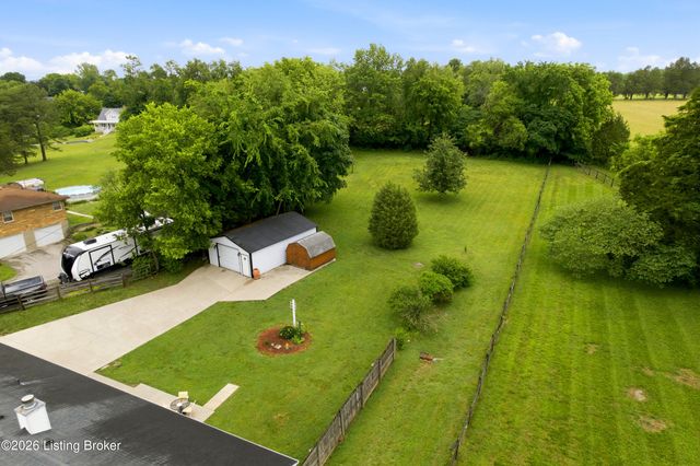 1050 Bells Ml Rd, Shepherdsville, KY 40165