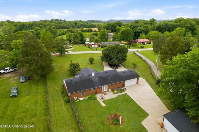 1050 Bells Ml Rd, Shepherdsville, KY 40165