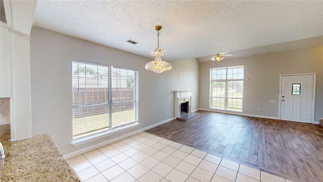 328 Antietam Way, Mesquite, TX 75149