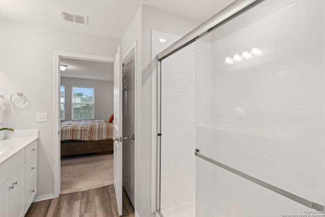 13517 Sunrise Meadow, St Hedwig, TX 78152