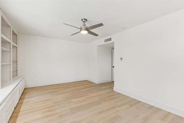 7506 W Northwest Highway 9, Dallas, TX 75225