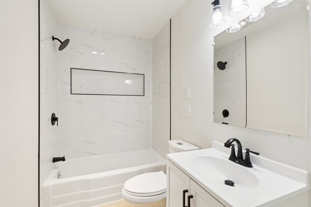 7506 W Northwest Highway 9, Dallas, TX 75225