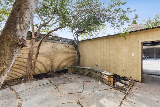 7506 W Northwest Highway 9, Dallas, TX 75225