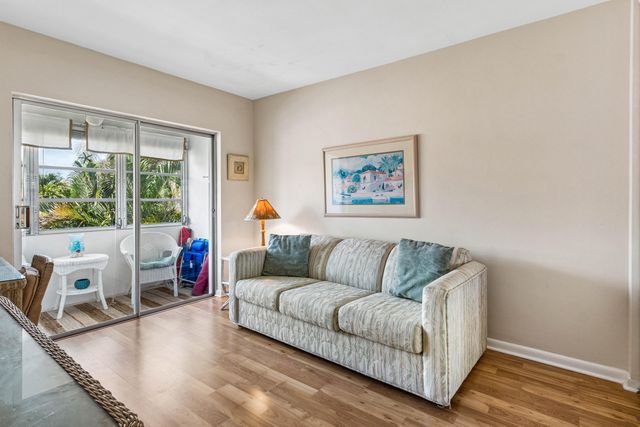 5505 N Ocean Boulevard 8-204, Ocean Ridge, FL 33435