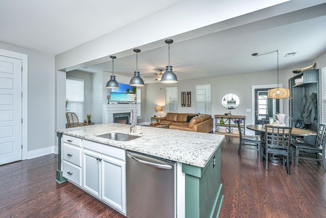 616 Long Meadow Street, Summerville, SC 29486