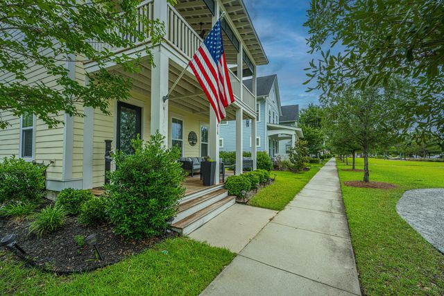 616 Long Meadow Street, Summerville, SC 29486