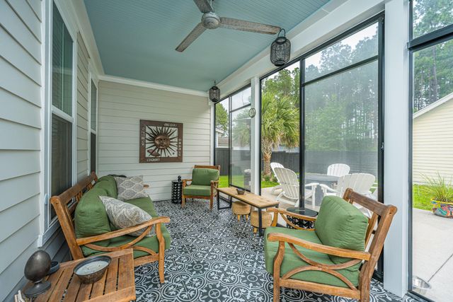 616 Long Meadow Street, Summerville, SC 29486