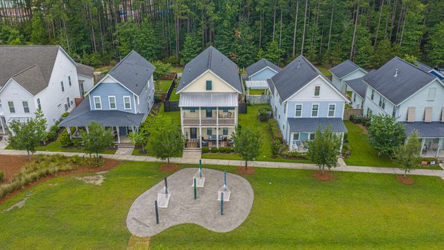 616 Long Meadow Street, Summerville, SC 29486