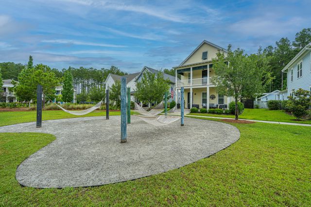 616 Long Meadow Street, Summerville, SC 29486