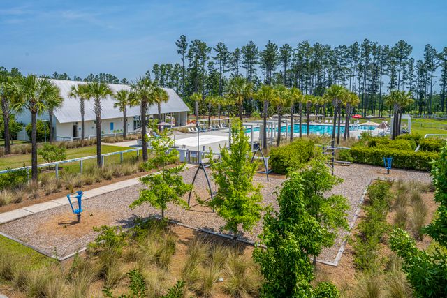 616 Long Meadow Street, Summerville, SC 29486
