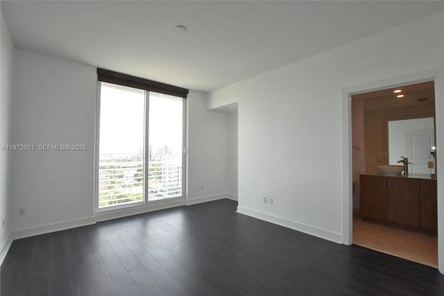 315 NE 3rd Ave 901, Fort Lauderdale, FL 33301