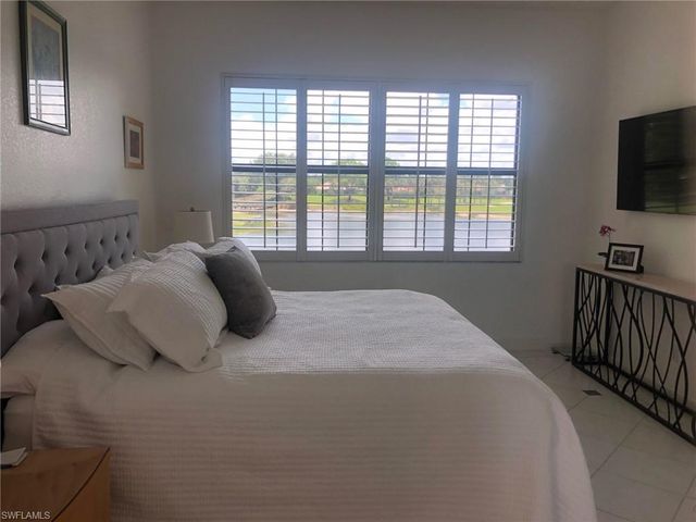 2383 Ravenna BLVD PH 202, Naples, FL 34109