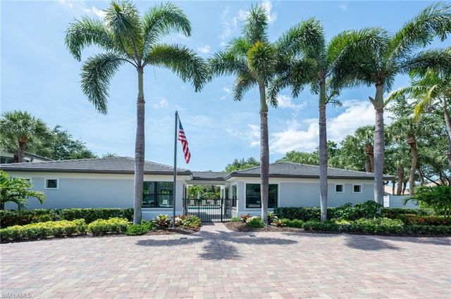 2383 Ravenna BLVD PH 202, Naples, FL 34109